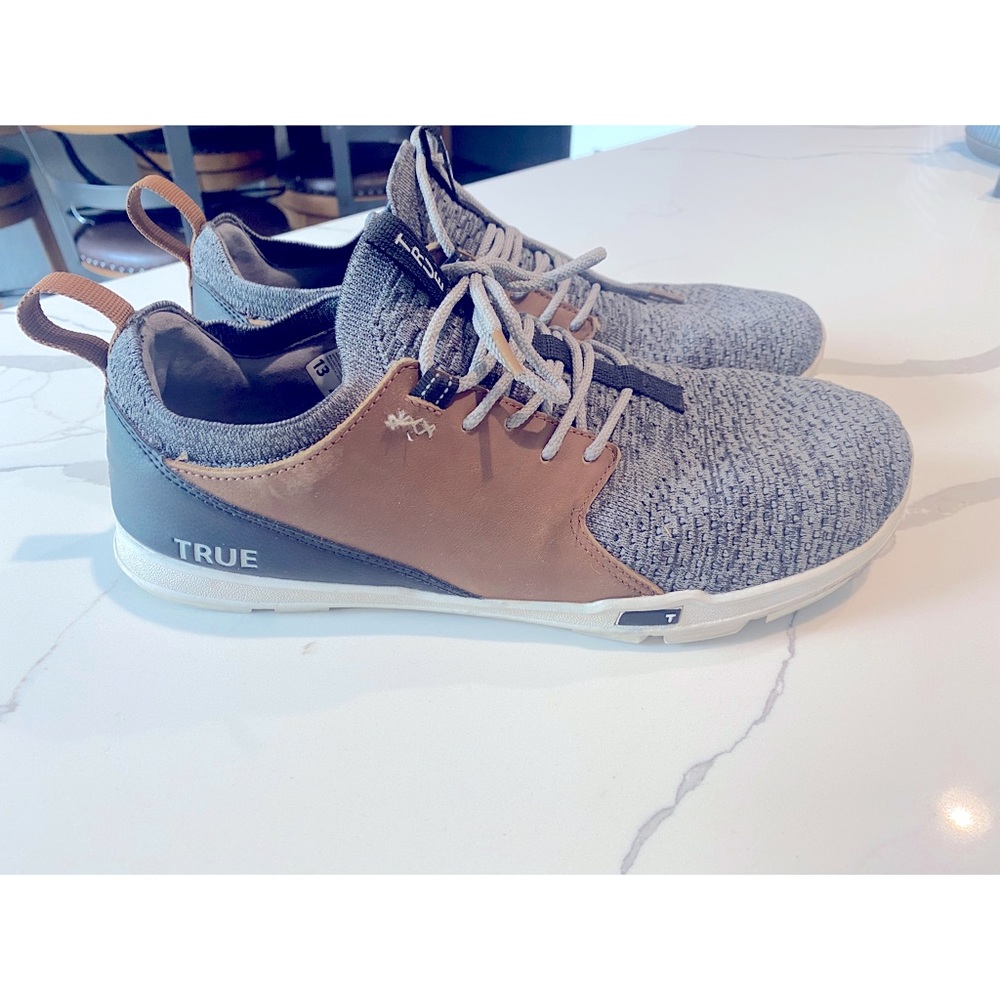 Mens size 13 shoes
